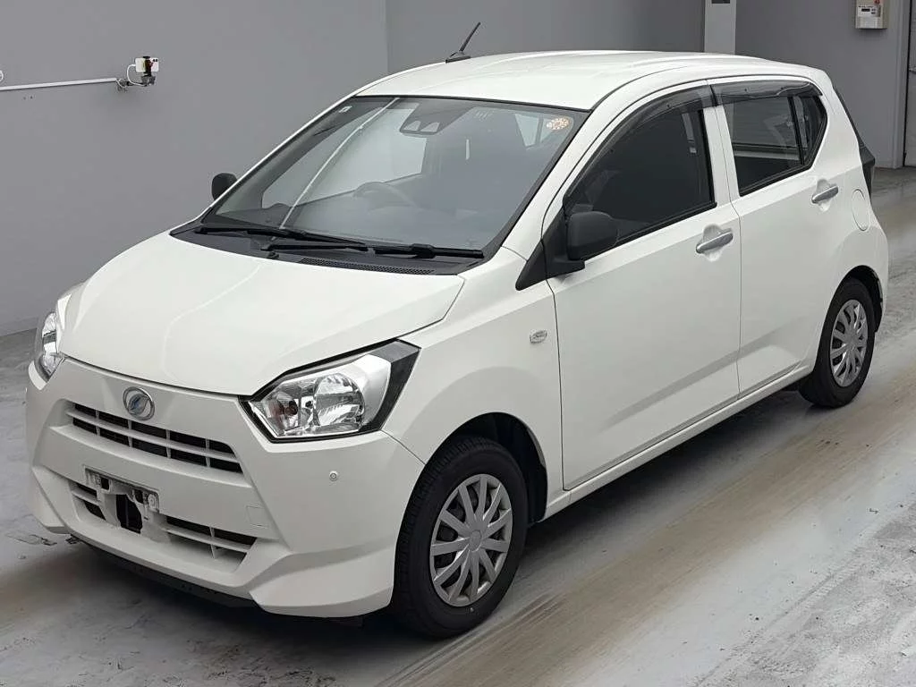 Daihatsu Mira e:S LA350S 2021